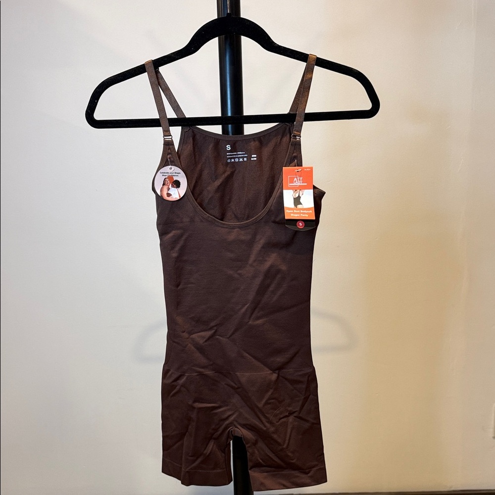 ‼️SOLD‼️TT Lady Shape Wear